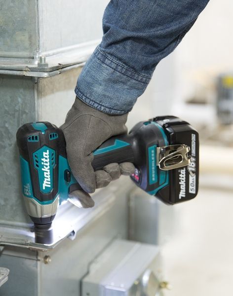 Аккумуляторный ударный гайковерт Makita DTW181Z (без АКБ) DTW181Z фото