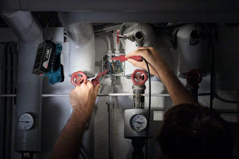 Ліхтар акумуляторний Bosch GLI VariLED (0601443400) 0601443400 фото