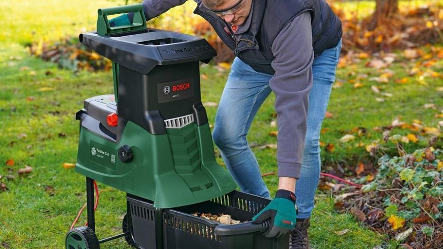 Швидкісний подрібнювач гілок Bosch AXT 25 TC (060080330C) 060080330C фото