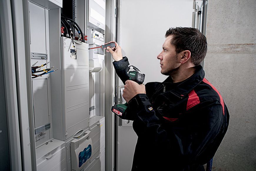 Акумуляторний ліхтар Metabo ULA 14.4-18 LED (без АКБ) (600368000) 600368000 фото