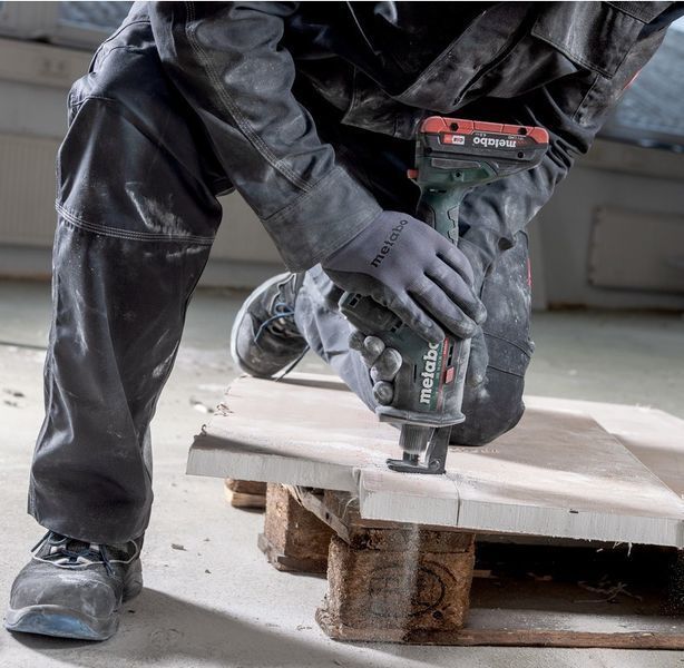 Акумуляторна шабельна пила Metabo SSE 18 LTX BL Compact (без АКБ) (602366850) 602366850 фото