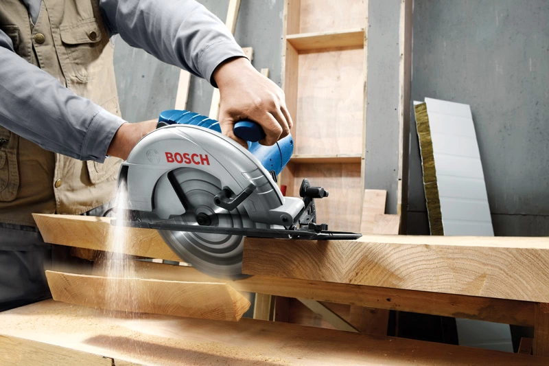 Пила дискова Bosch GKS 235 (06015A2001) 06015A2001 фото