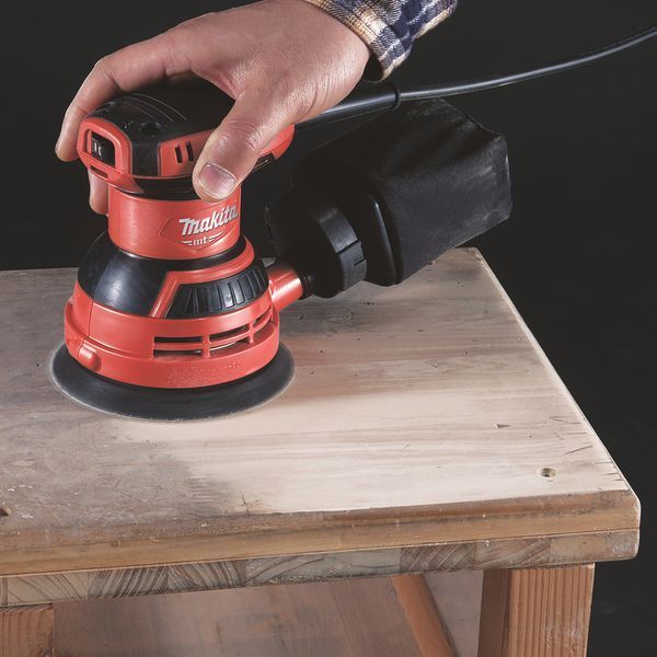 Эксцентриковая шлифмашина Makita M9204 M9204 фото