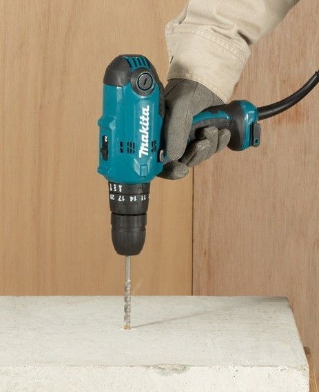 Дрель-шуруповерт ударный Makita HP0300 HP0300 фото